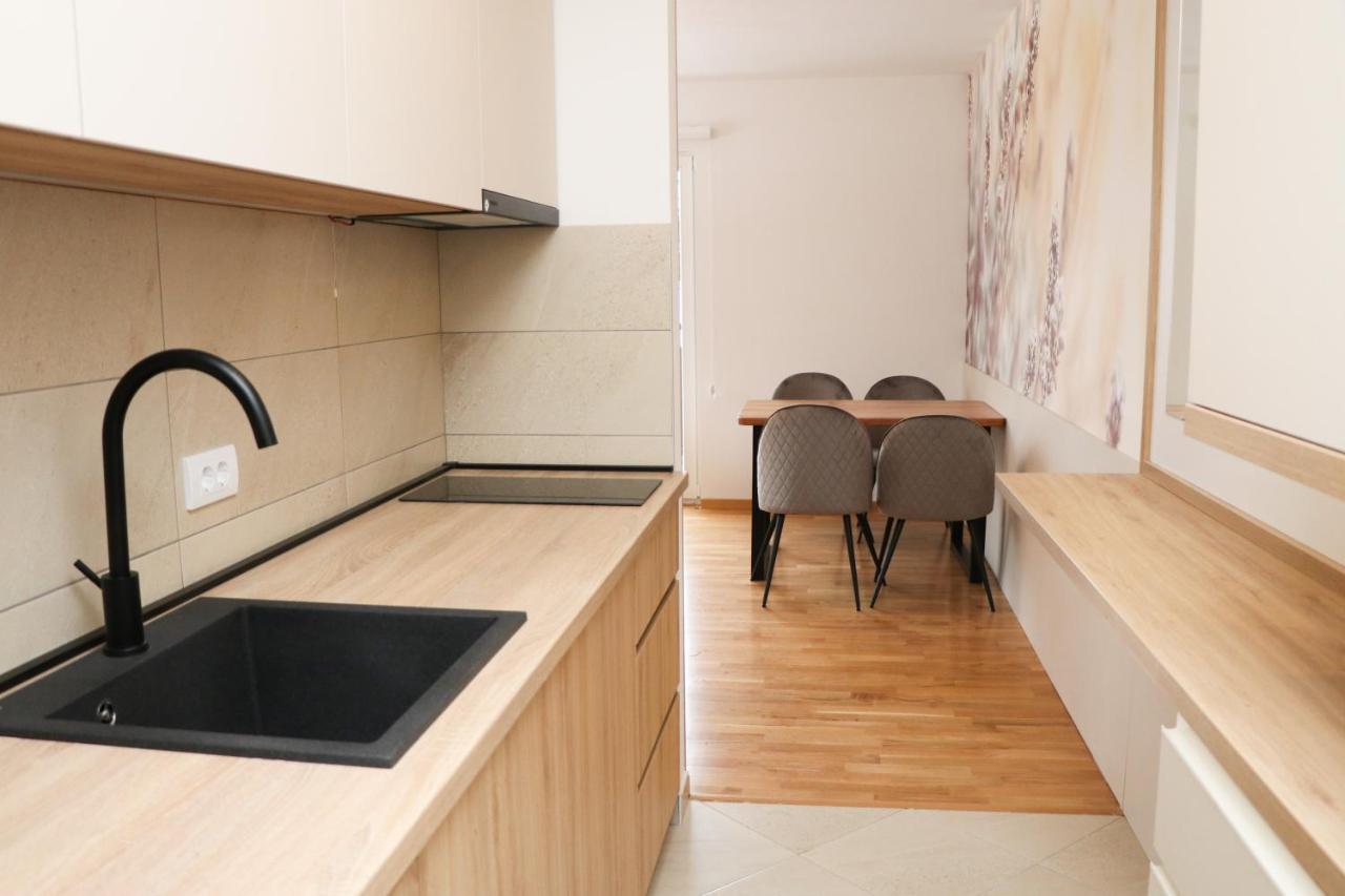 Apartmani Vidik - Groodvy House Яхорина Экстерьер фото
