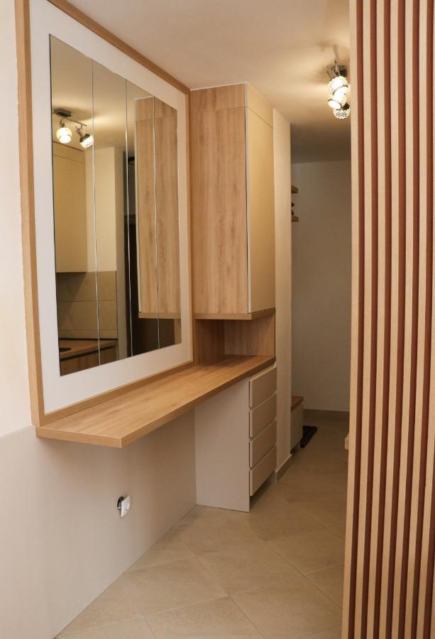 Apartmani Vidik - Groodvy House Яхорина Экстерьер фото