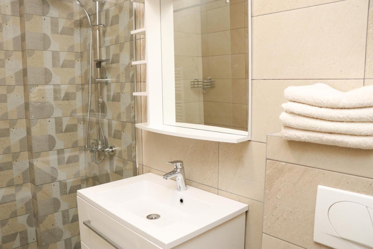 Apartmani Vidik - Groodvy House Яхорина Экстерьер фото