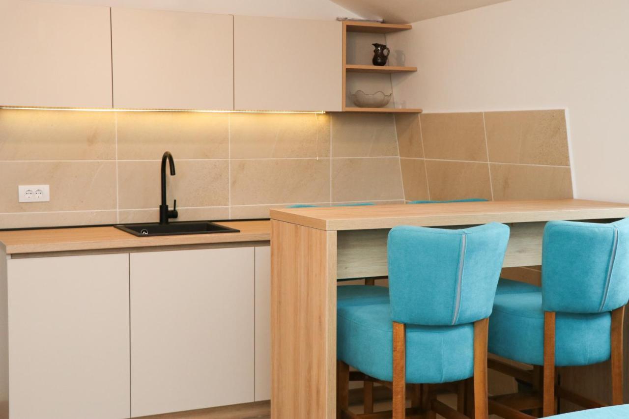 Apartmani Vidik - Groodvy House Яхорина Экстерьер фото