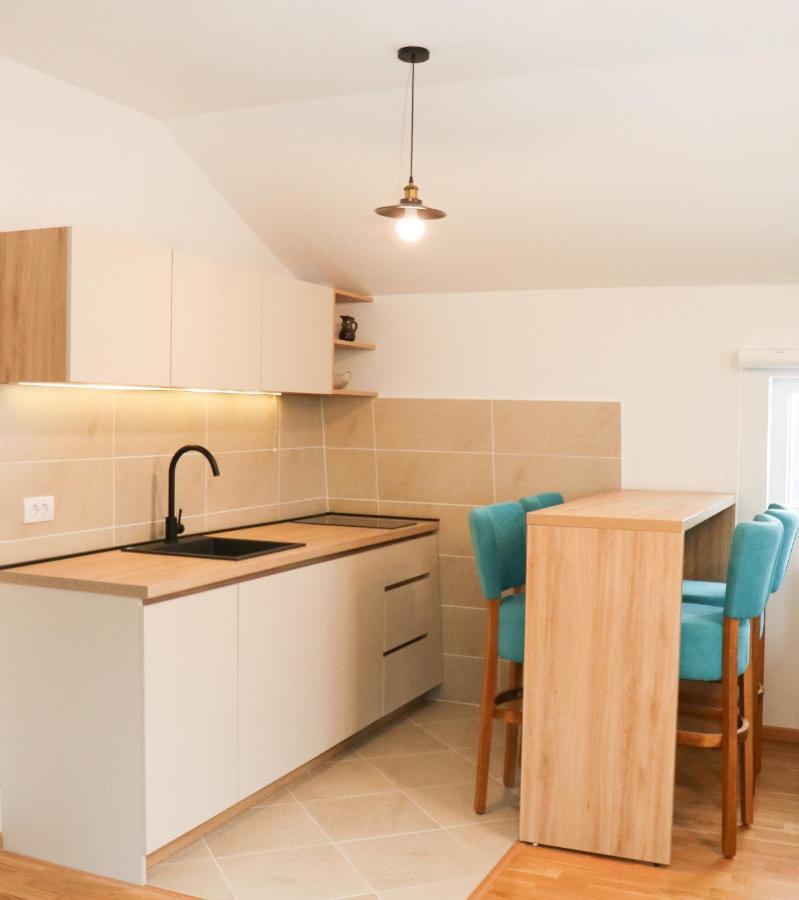 Apartmani Vidik - Groodvy House Яхорина Экстерьер фото