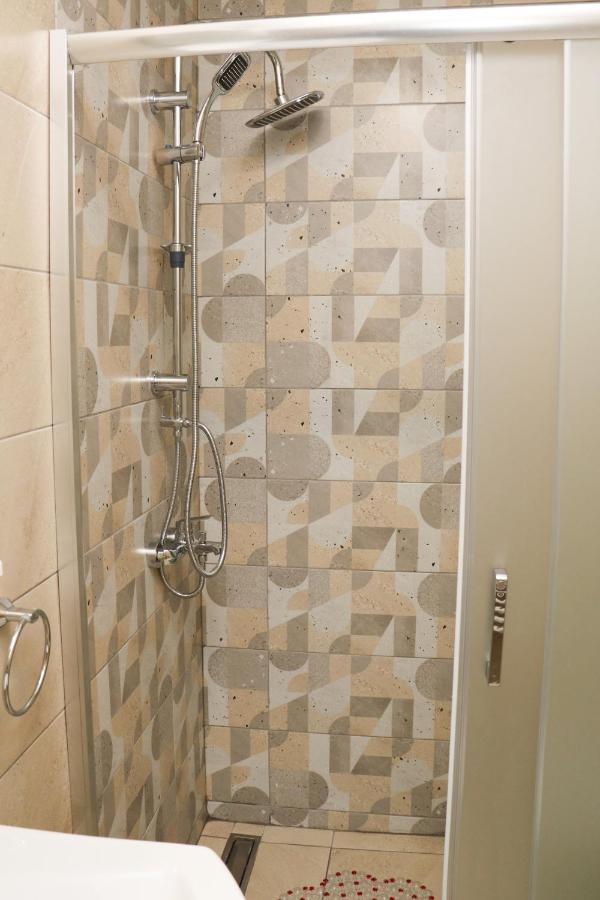 Apartmani Vidik - Groodvy House Яхорина Экстерьер фото